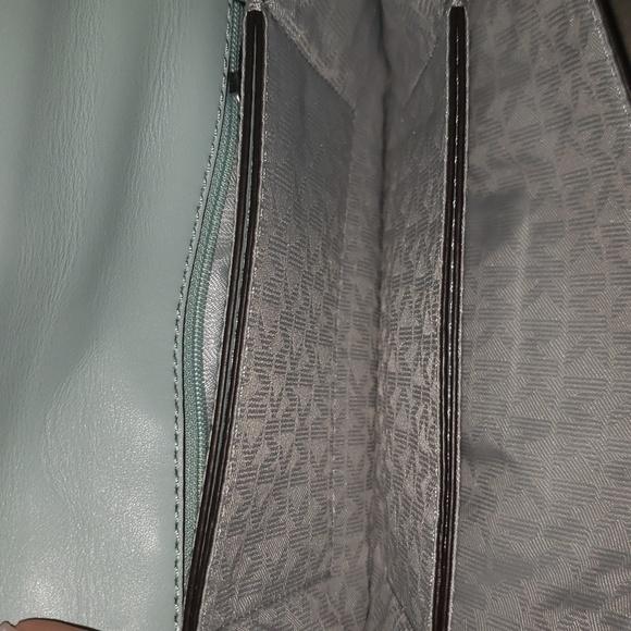 Michael Kors Sloane Crossbody - Picture 6 of 12